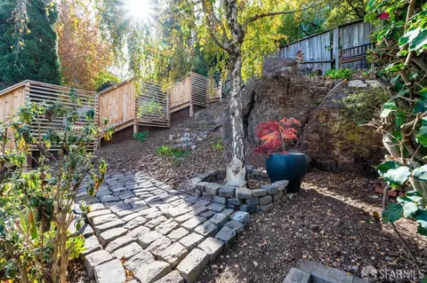 Exterior - 64 Mars St, San Francisco, CA 94114 photo 3 of 6