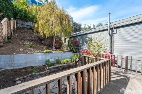 Exterior - 64 Mars St, San Francisco, CA 94114 photo 4 of 6