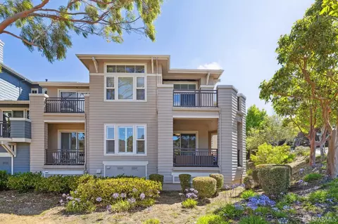 211 Fox Sparrow Ln, Brisbane, CA 94005