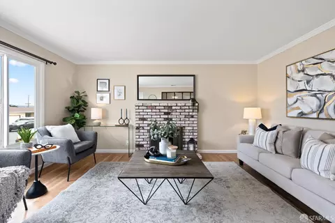 455 Evergreen Dr, South San Francisco, CA 94080