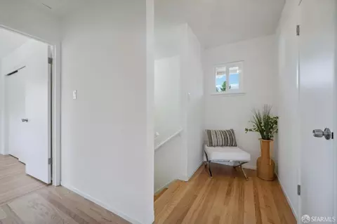 Entry Way - 915 E 4th Ave, San Mateo, CA 94401 photo 2 of 3
