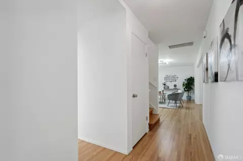 Entry Way - 915 E 4th Ave, San Mateo, CA 94401 photo 1 of 3
