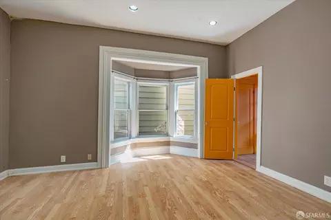 Living - 108 Chattanooga St, San Francisco, CA 94114 photo 3 of 6