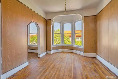 Living - 108 Chattanooga St, San Francisco, CA 94114 photo 4 of 6