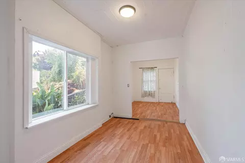 Living - 108 Chattanooga St, San Francisco, CA 94114 photo 1 of 6