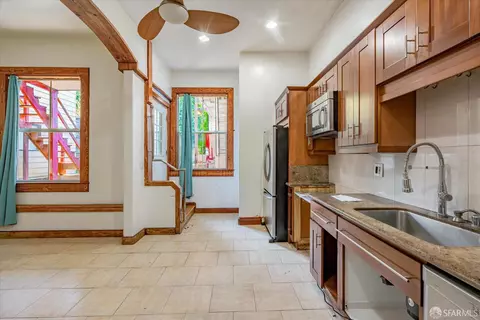 Kitchen - 108 Chattanooga St, San Francisco, CA 94114 photo 3 of 3