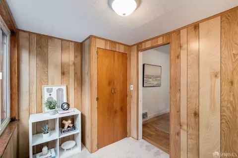 Entry Way - 1450 Diamond St, San Francisco, CA 94131 photo 2 of 3