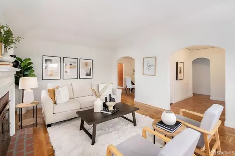 Living - 1450 Diamond St, San Francisco, CA 94131 photo 4 of 11