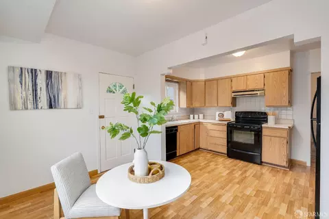 Kitchen - 1450 Diamond St, San Francisco, CA 94131 photo 3 of 4