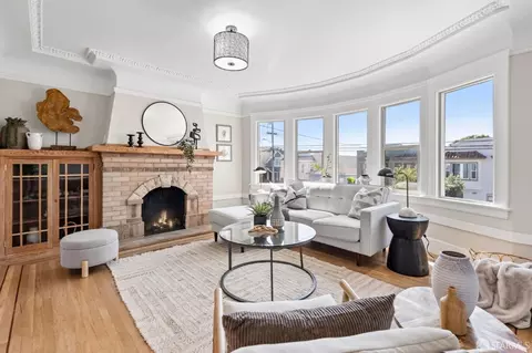 355 Edinburgh St, San Francisco, CA 94112 photo 2