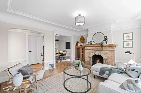 355 Edinburgh St, San Francisco, CA 94112 photo 4