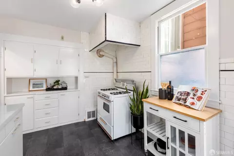Kitchen - 140 Allison St, San Francisco, CA 94112 photo 5 of 5