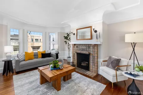 Living - 140 Allison St, San Francisco, CA 94112 photo 1 of 4