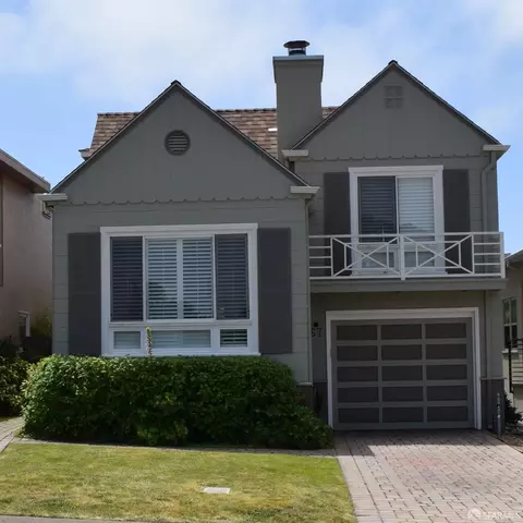67 Lake Vista Ave N, Daly City, CA 94015