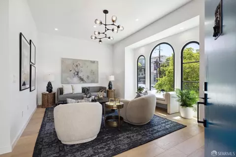 2720 20th St, San Francisco, CA 94110 photo 4