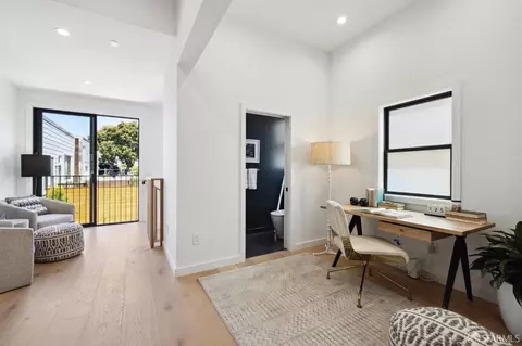 2720 20th St, San Francisco, CA 94110 photo 16
