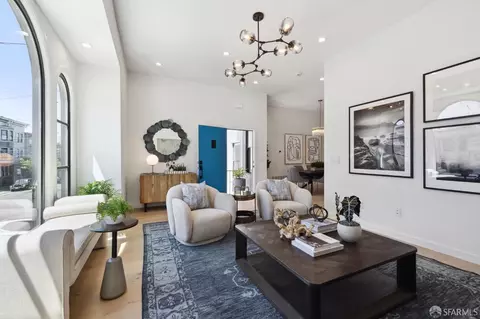 2720 20th St, San Francisco, CA 94110 photo 2