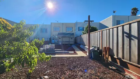 167 Cora St, San Francisco, CA 94134 photo 3