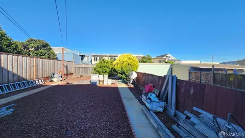 167 Cora St, San Francisco, CA 94134 photo 4