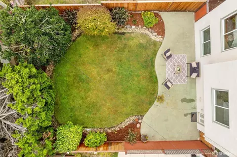 Exterior - 1555 Eucalyptus Dr, San Francisco, CA 94132 photo 5 of 17