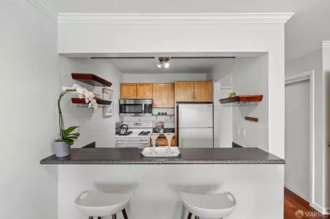 Kitchen - 950 Duncan St #206E, San Francisco, CA 94131 photo 4 of 4