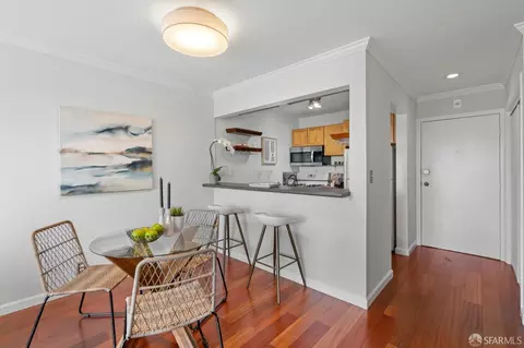 Dining - 950 Duncan St #206E, San Francisco, CA 94131 photo 1 of 1