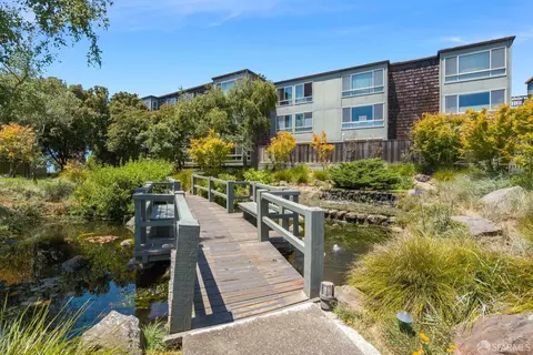 View/Area - 950 Duncan St #206E, San Francisco, CA 94131 photo 2 of 2