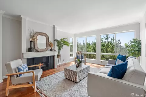 950 Duncan St #206E, San Francisco, CA 94131