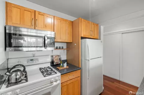 Kitchen - 950 Duncan St #206E, San Francisco, CA 94131 photo 1 of 4