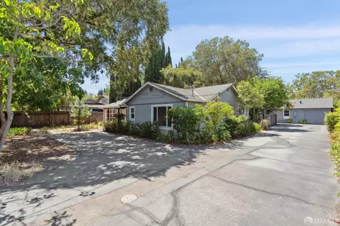 555 Marsh Rd, Menlo Park, CA 94025