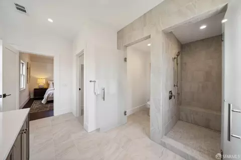 Entry Way - 2518 Etna St, Berkeley, CA 94704 photo 10 of 13