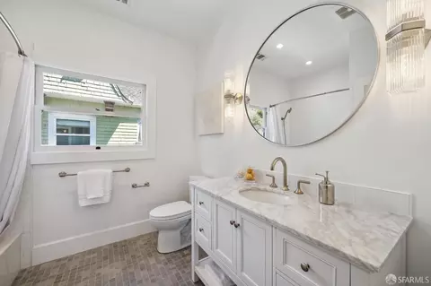 Bath - 2518 Etna St, Berkeley, CA 94704 photo 7 of 10