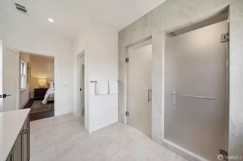 Entry Way - 2518 Etna St, Berkeley, CA 94704 photo 9 of 13