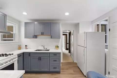Entry Way - 505 23rd Ave, San Francisco, CA 94121 photo 5 of 7