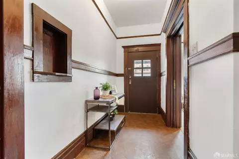 Entry Way - 505 23rd Ave, San Francisco, CA 94121 photo 2 of 7