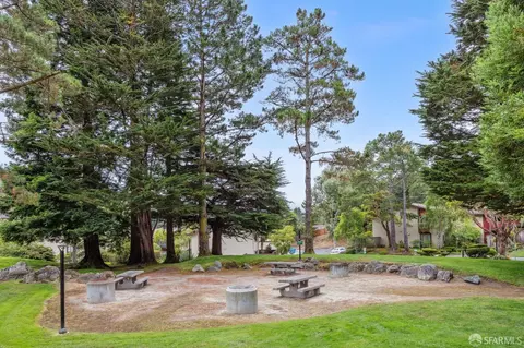 Exterior - 1099 Oddstad Blvd, Pacifica, CA 94044 photo 13 of 17