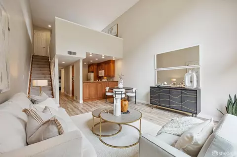Living - 1099 Oddstad Blvd, Pacifica, CA 94044 photo 3 of 3