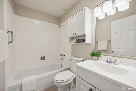 Bath - 1099 Oddstad Blvd, Pacifica, CA 94044 photo 1 of 2