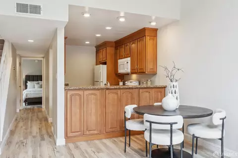 Dining - 1099 Oddstad Blvd, Pacifica, CA 94044 photo 1 of 3
