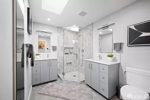 Bath - 160 Marview Way, San Francisco, CA 94131 photo 1 of 5