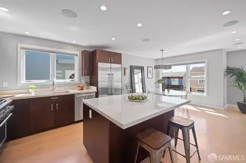 Kitchen - 160 Marview Way, San Francisco, CA 94131 photo 7 of 8
