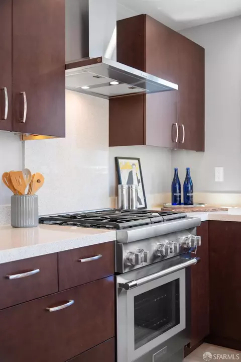 Kitchen - 160 Marview Way, San Francisco, CA 94131 photo 4 of 8
