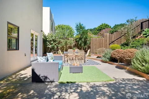 Exterior - 160 Marview Way, San Francisco, CA 94131 photo 3 of 17
