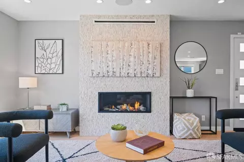 Living - 160 Marview Way, San Francisco, CA 94131 photo 6 of 10
