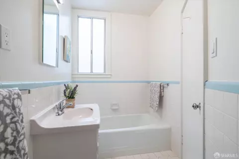 Bath - 2167 28th Ave, San Francisco, CA 94116 photo 1 of 5