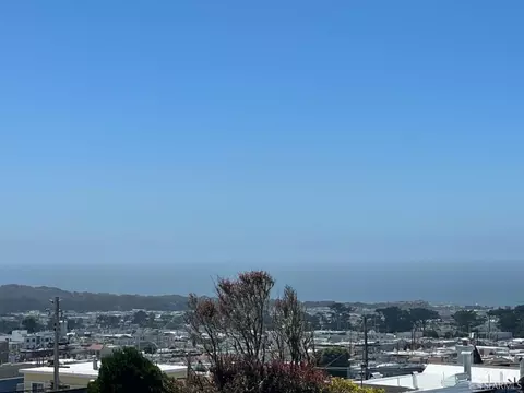 View/Area - 2167 28th Ave, San Francisco, CA 94116 photo 14 of 15