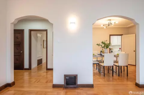 Entry Way - 2167 28th Ave, San Francisco, CA 94116 photo 2 of 2