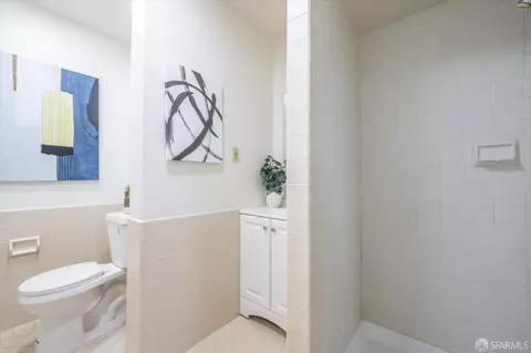 Bath - 2167 28th Ave, San Francisco, CA 94116 photo 4 of 5