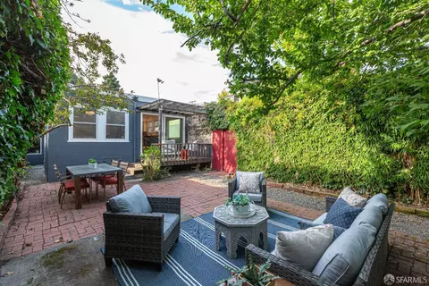 Exterior - 2410 Carleton St, Berkeley, CA 94704 photo 3 of 5