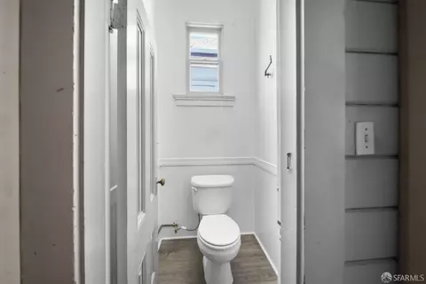 Bath - 705 Jackson St, Oakland, CA 94607 photo 3 of 3